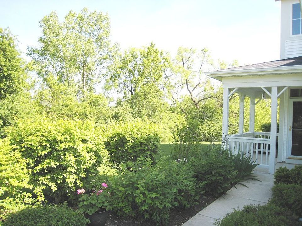 1st image of 2901 Pleasant Plains Dr