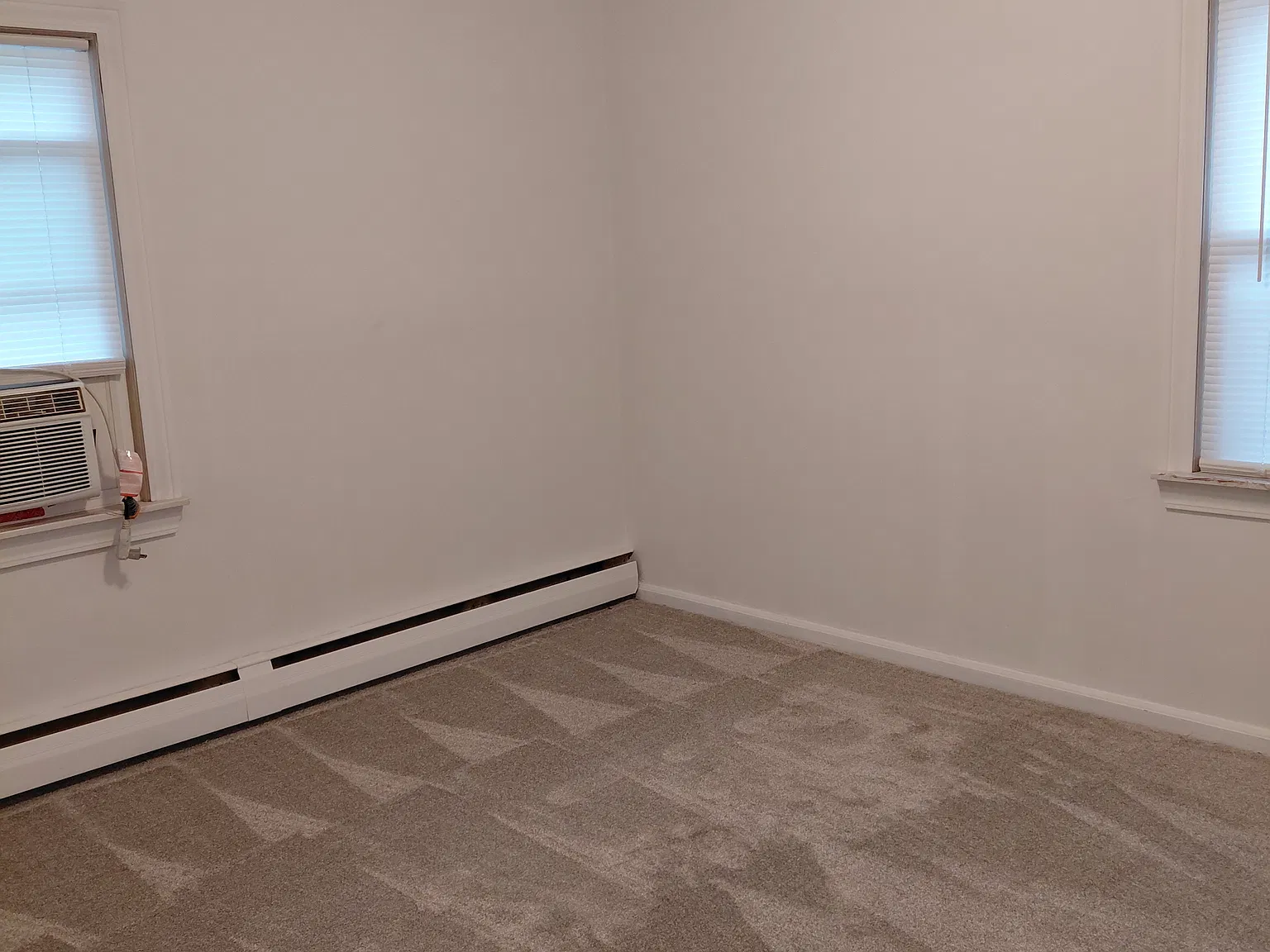 3 bed, 986 sqft, $1,500 — Photo 3