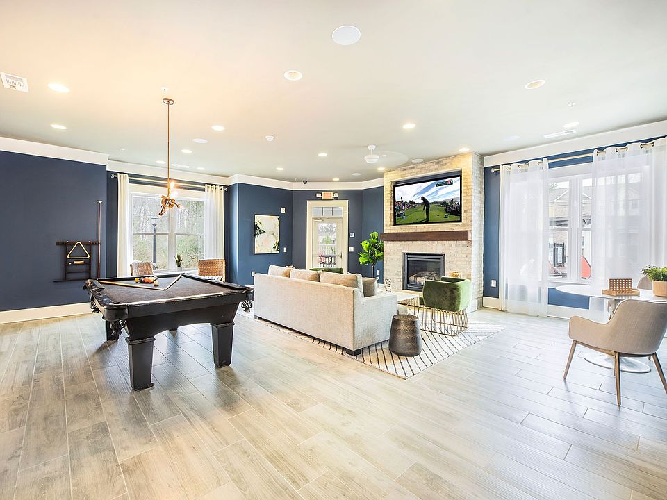 Element Carolina Bay apartments community photo