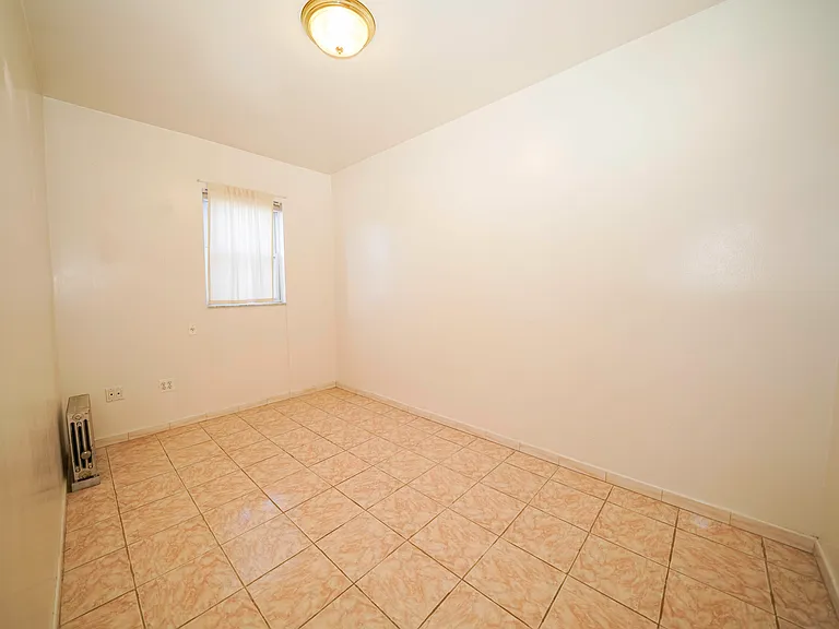 20-59 36th St #2A — Photo 11