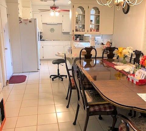 5th image of 1218 Chriswood Dr