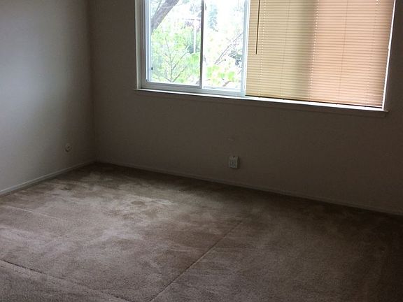 5th image of 3618 Alameda De Las Pulgas APT 12