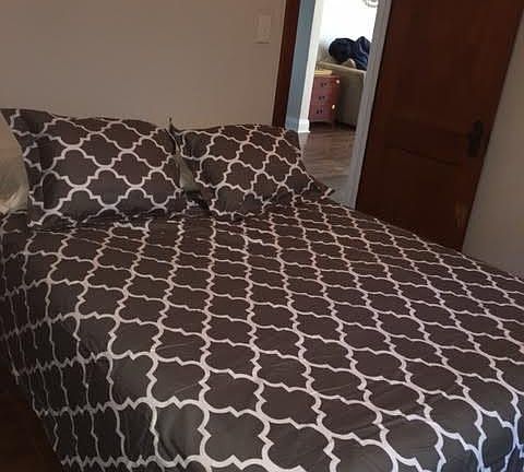 5th image of 3619 N Albany Ave #2