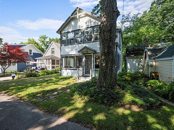 4th image of 422 Jasmine Ave