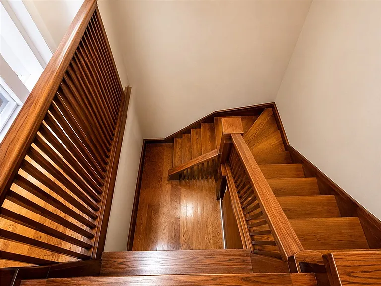 1736 Portland Ave — Photo 7