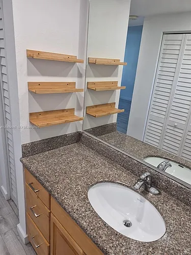 344 Meridian Ave #344 Photo 1