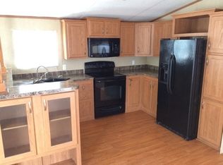 870 Wright Dr, Bandera, TX 78003