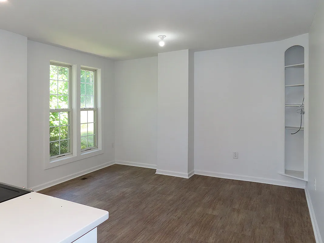 2 bed, 1356 sqft, $1,795 — Photo 3