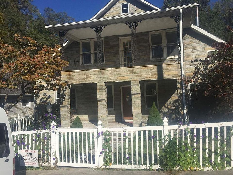 1st image of 428 Virginia Ave NW