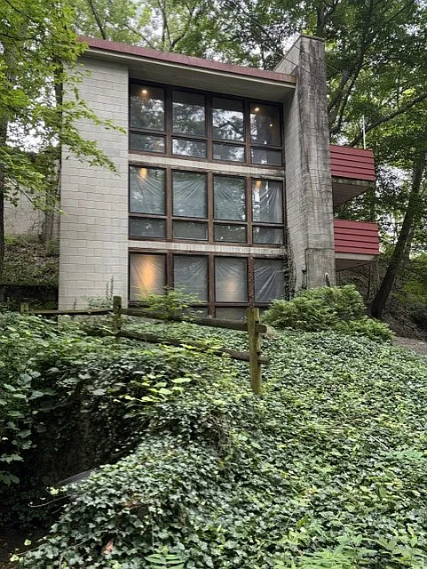 141 Walhalla Rd