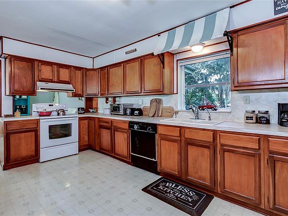 4th image of 621 Patlin Ave