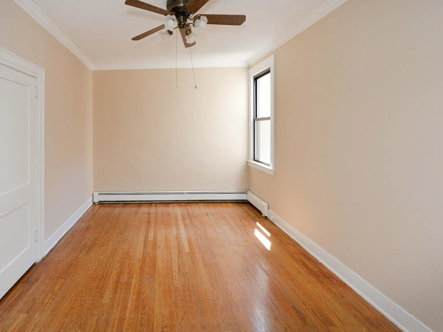 1 bed, $1,700 — Photo 2