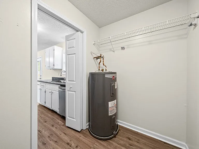 2815 Teakwood Dr — Photo 29