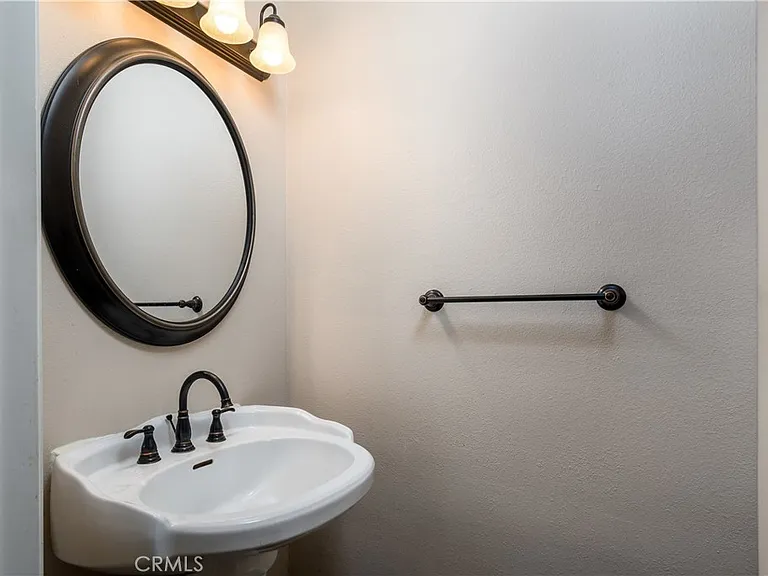 440 Coronado St — Photo 18