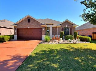 217 Hendelson Ln, Hutto, TX 78634