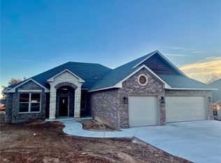 5589 Red Fox Run, Guthrie, OK 73044