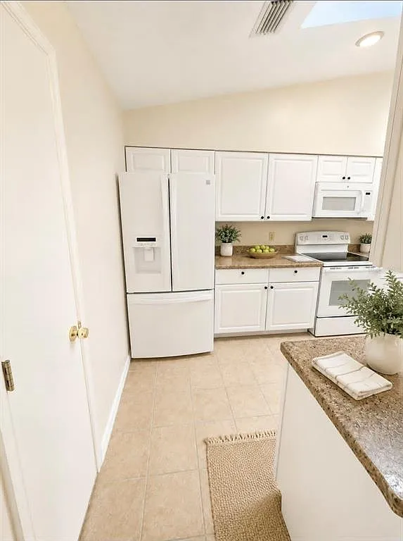 2 bed, 2.0 bath, 1250 sqft, $1,625 — Photo 4