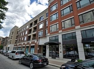 850 Village Center Dr UNIT 315, Burr Ridge, IL 60527