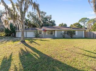 15836 Wilson Parrish Rd, Umatilla, FL 32784