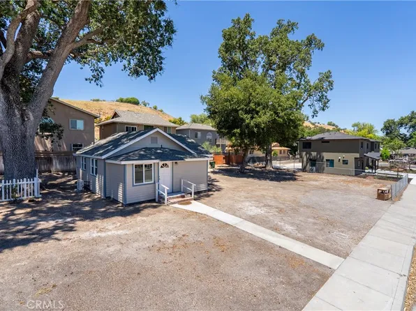 2925 Oak St, Paso Robles, CA 93446