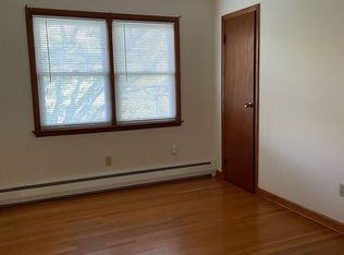 30 Krakow St #30, Derby, CT 06418