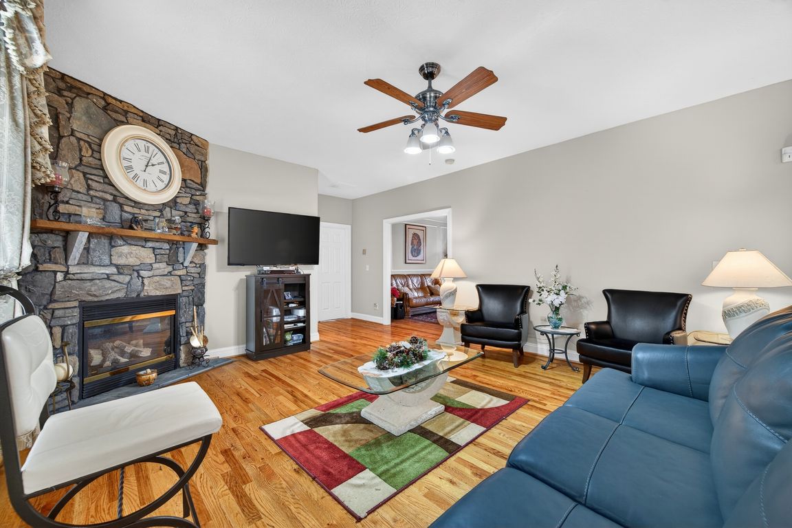 next background image