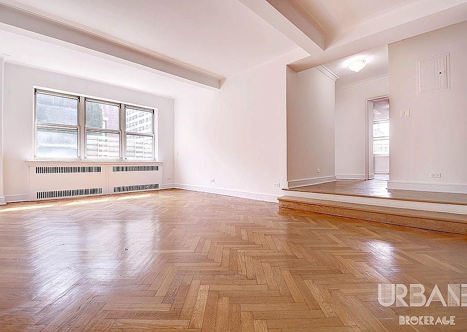 1st image of 10 W 74th St APT 7G