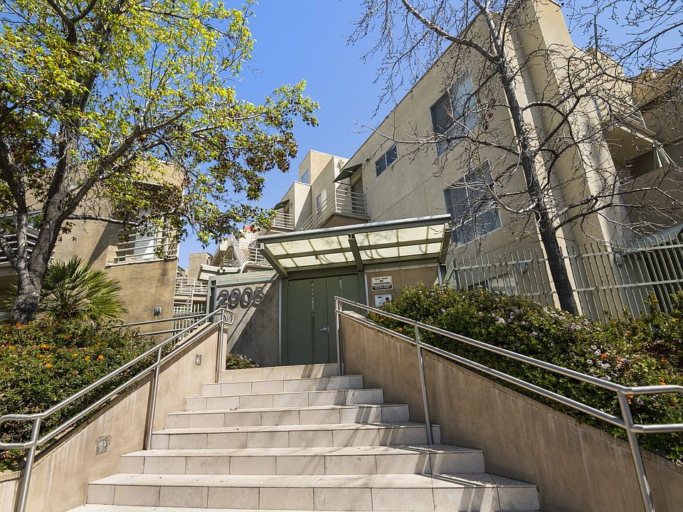1st image of 2905 Montrose Ave APT 414