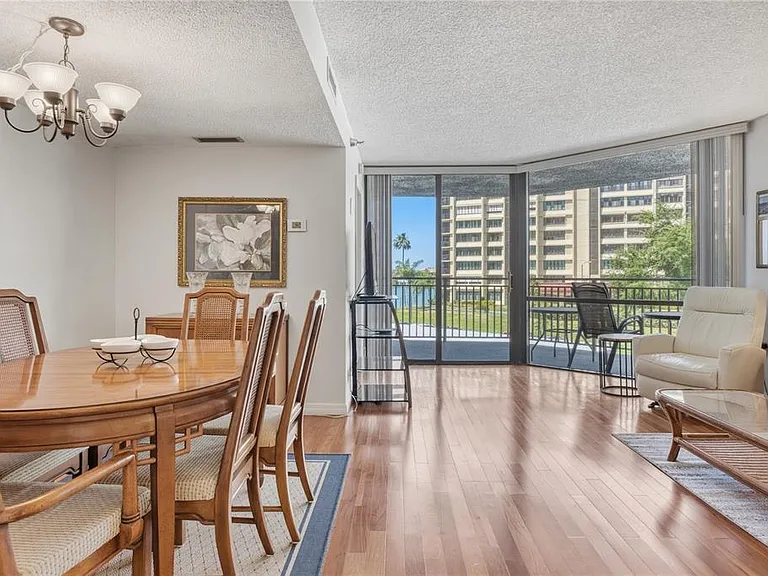 690 Island Way #307 — Photo 14