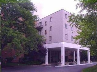 3675 Clague Rd UNIT 106, North Olmsted, OH 44070