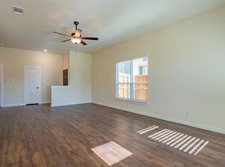720 Blackland Dr #720, Venus, TX 76084