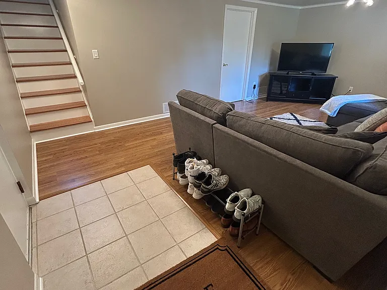 4579 Provens Dr — Photo 4