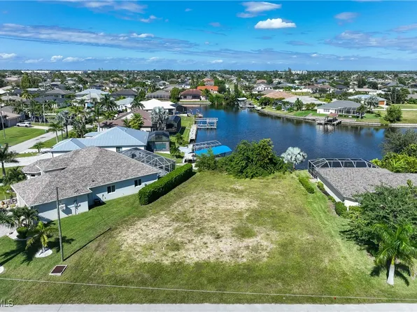 1727 SW 31st Ln, Cape Coral, FL 33914