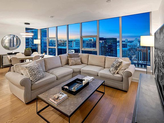 3rd image of 1388 Kettner Blvd #2600