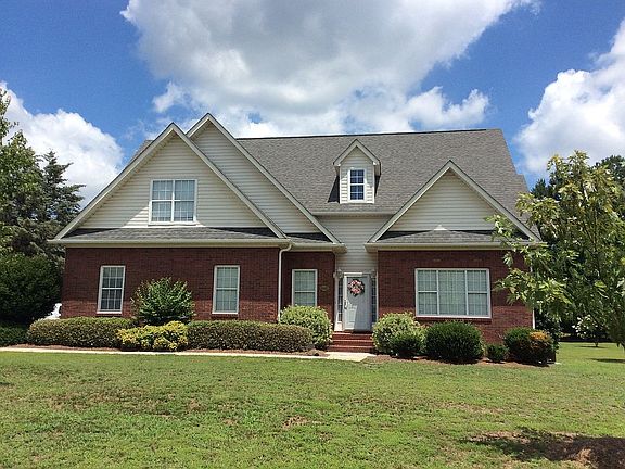 2nd image of 506 Heathmoor Dr