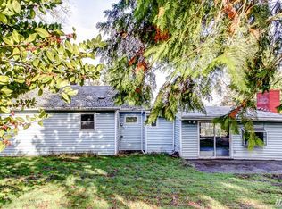 11806 8th St E, Edgewood, WA 98372