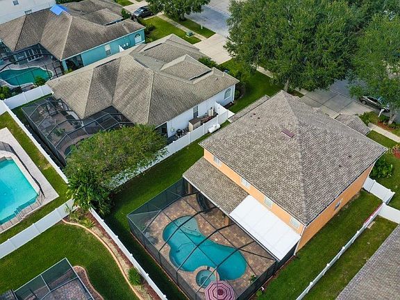 4th image of 2709 King Surrey Ct