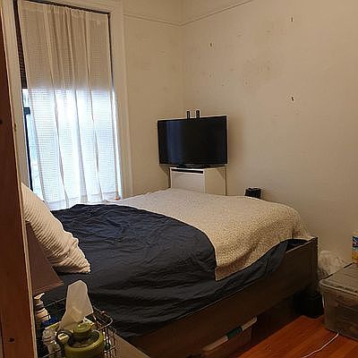 4th image of 31-15 33rd St #4