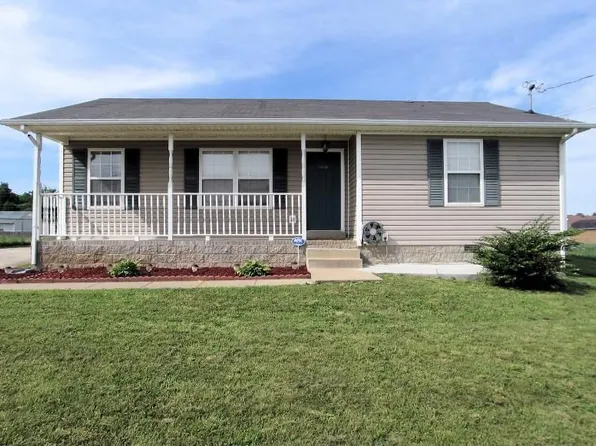 108 Karen Ct, Oak Grove, KY 42262