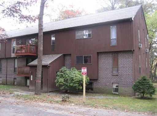 2nd image of 10 Tideview Path APT 2