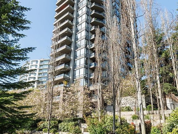 3rd image of 151 W 2nd St #903