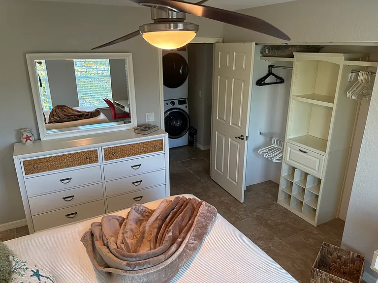 105 W Hilo St — Photo 10