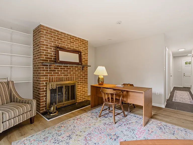 1608 Key Blvd — Photo 11