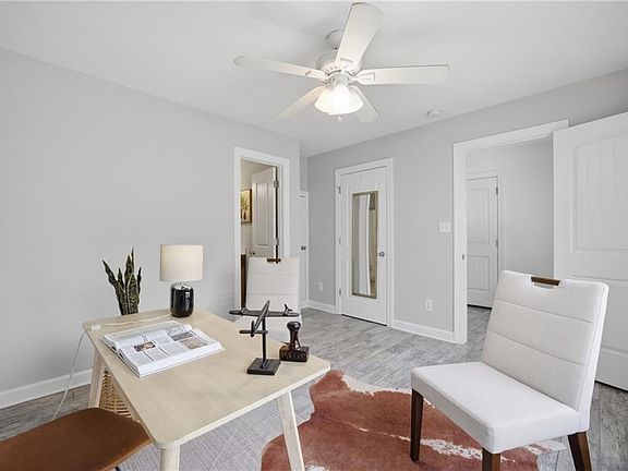 4th image of 518 Norfolk Ave #B