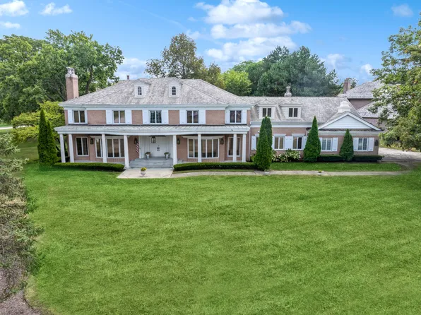 1201 Midwest Club Pkwy, Oak Brook, IL 60523