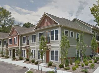 582 E Hillside Dr #572-103, Bloomington, IN