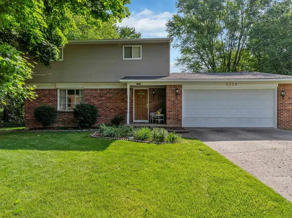 5036 Potawatami Trl, Flushing, MI 48433