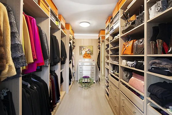 Sold by Nest Seekers International | media 61