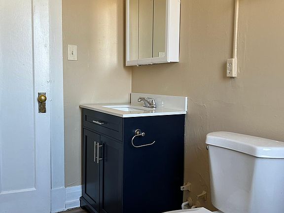4th image of 6305 Vine St #2