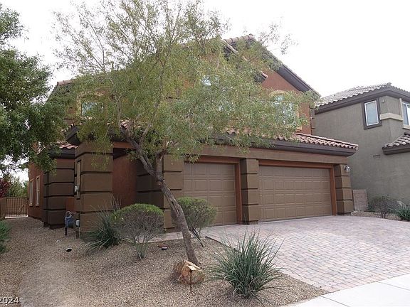 3rd image of 113 Stablewood Ct